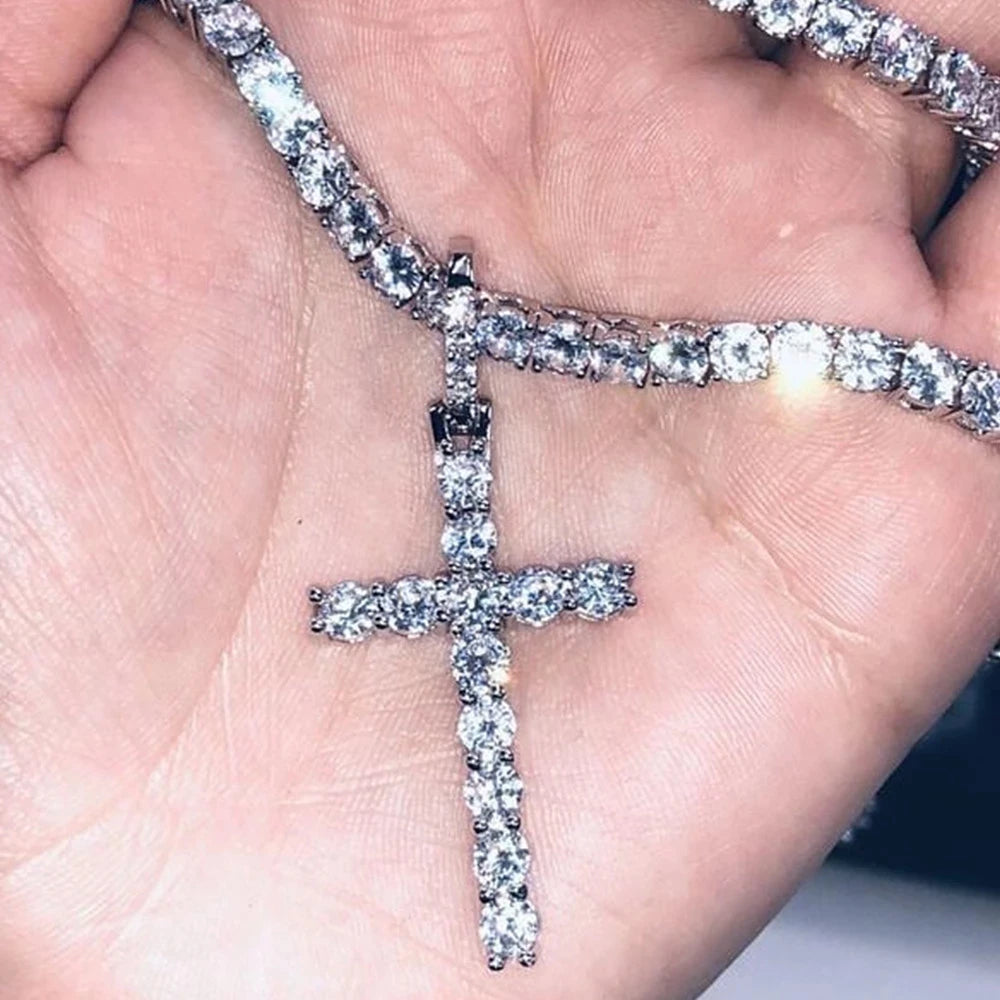 CROSS PENDANT NECKLACE