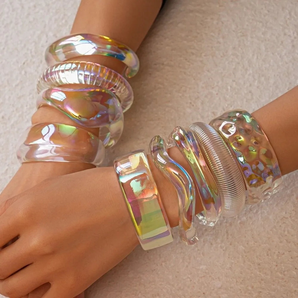 TRANSPARENT RESIN BRACELET