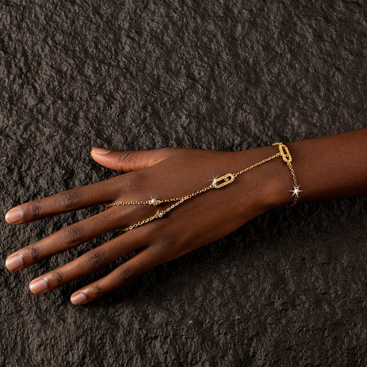 MERCI FINGER BRACELET