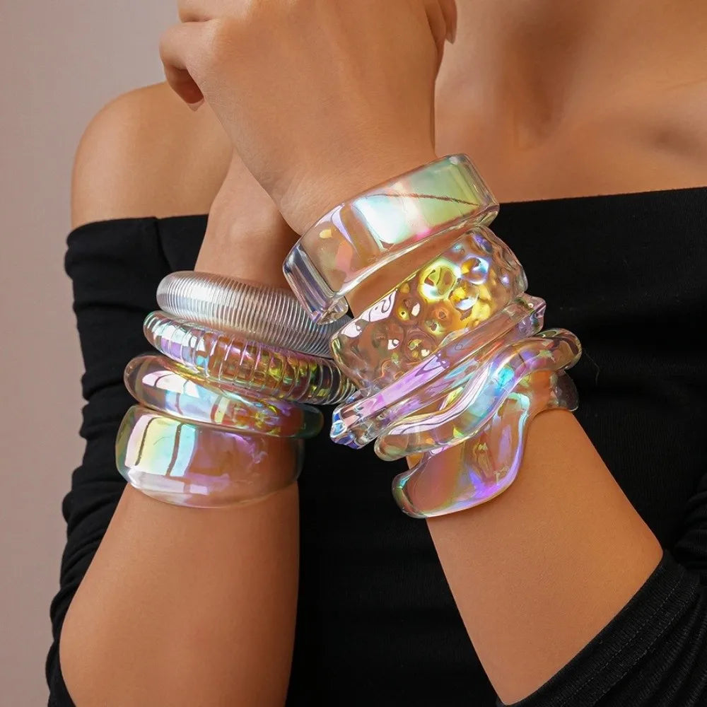 TRANSPARENT RESIN BRACELET