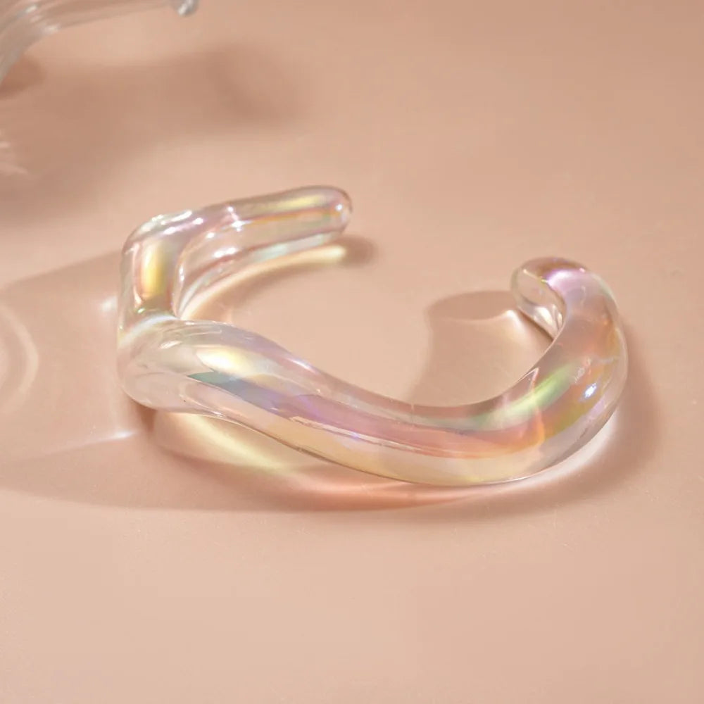 TRANSPARENT RESIN BRACELET