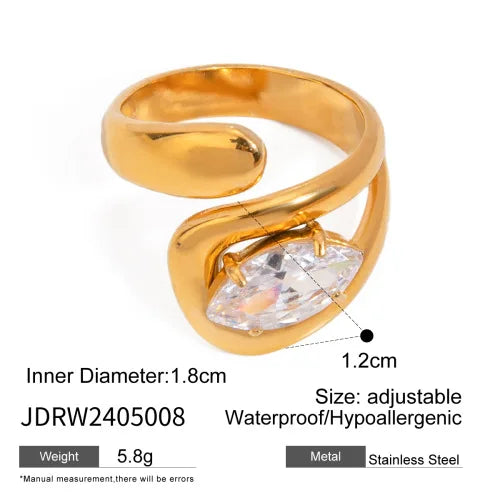 LUCKY LOVE  LAYERED RING