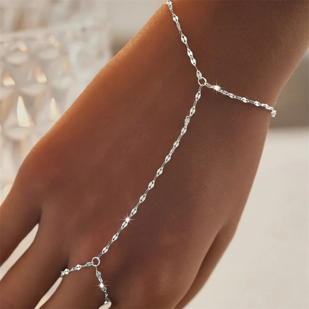 CLASSY GAL FINGER BRACELET