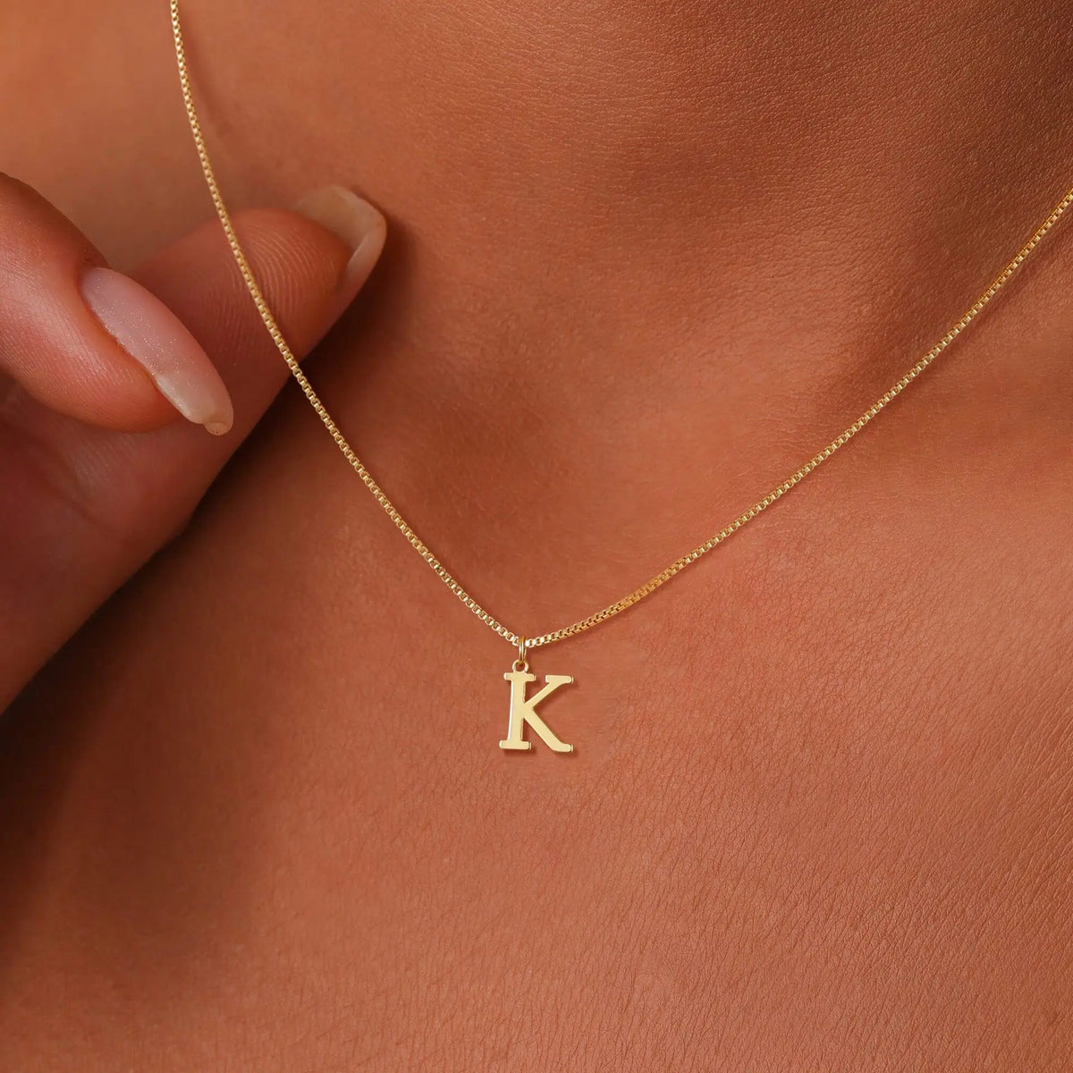 MINIMALIST A-Z INITIAL NECKLACE