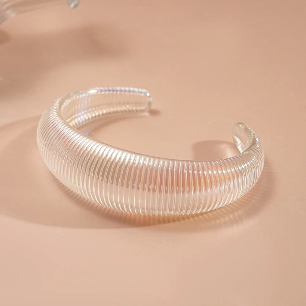 TRANSPARENT RESIN BRACELET
