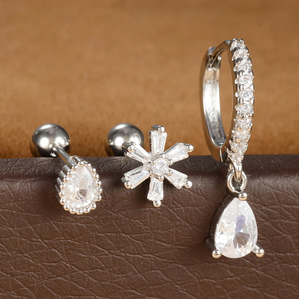 LOVE ME NOW EARRING SET