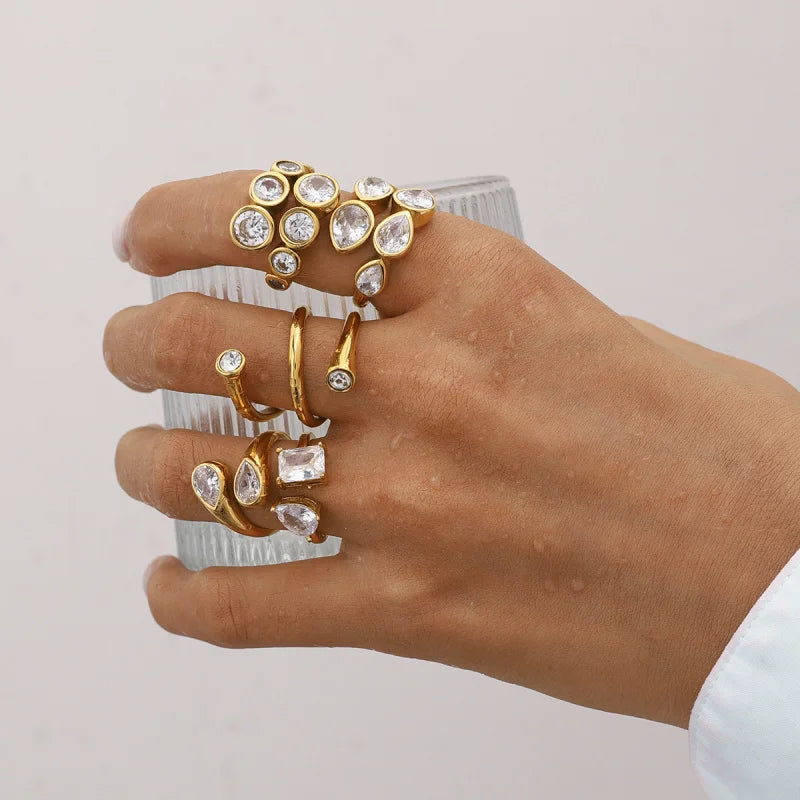 LUCKY LOVE  LAYERED RING