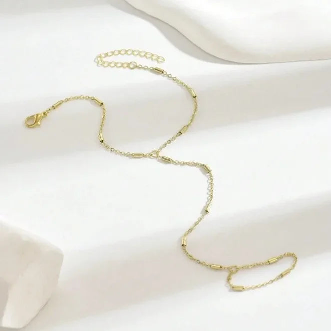 HOLD TIGHT FINGER BRACELET