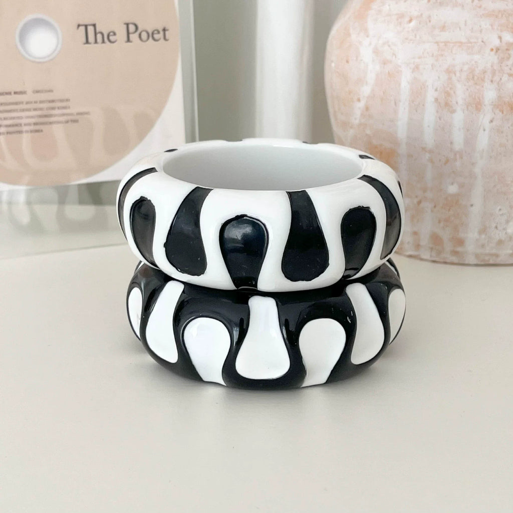 YIN N YANG RESIN BANGLE