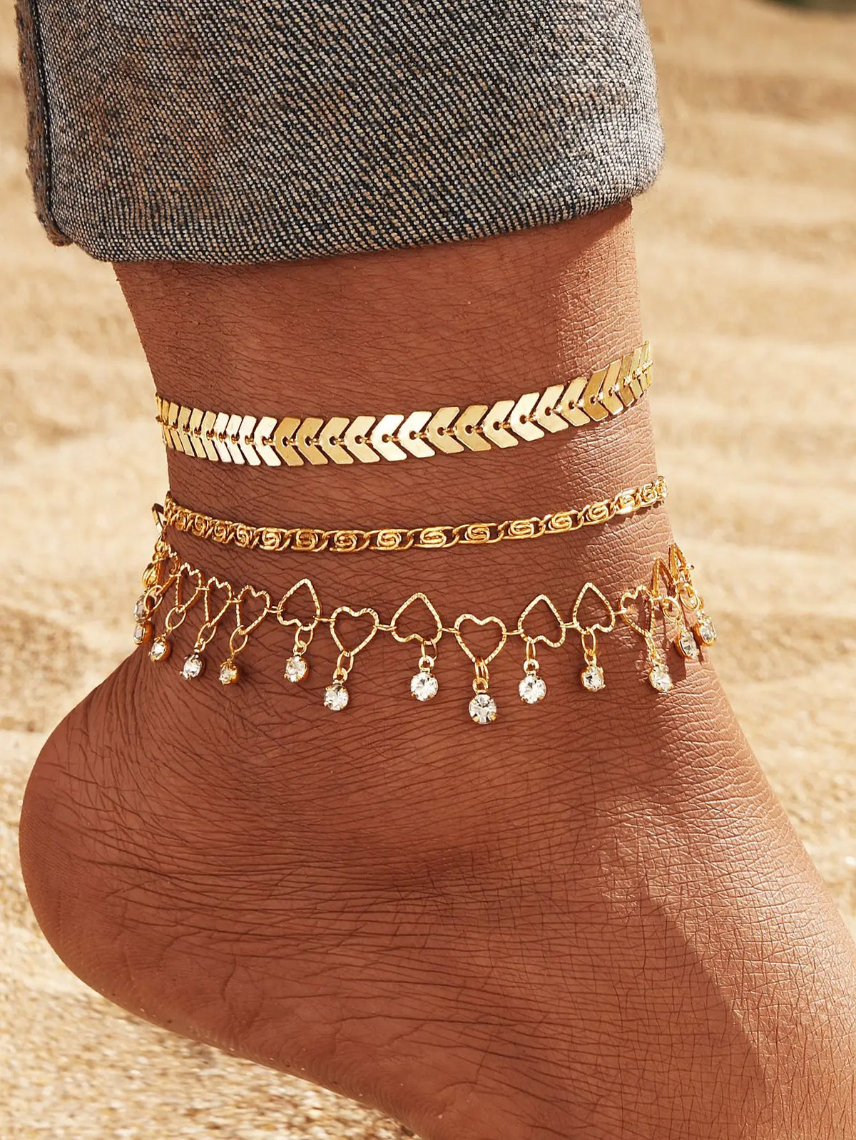 THE  DAINTY LAYERED ANKLETS