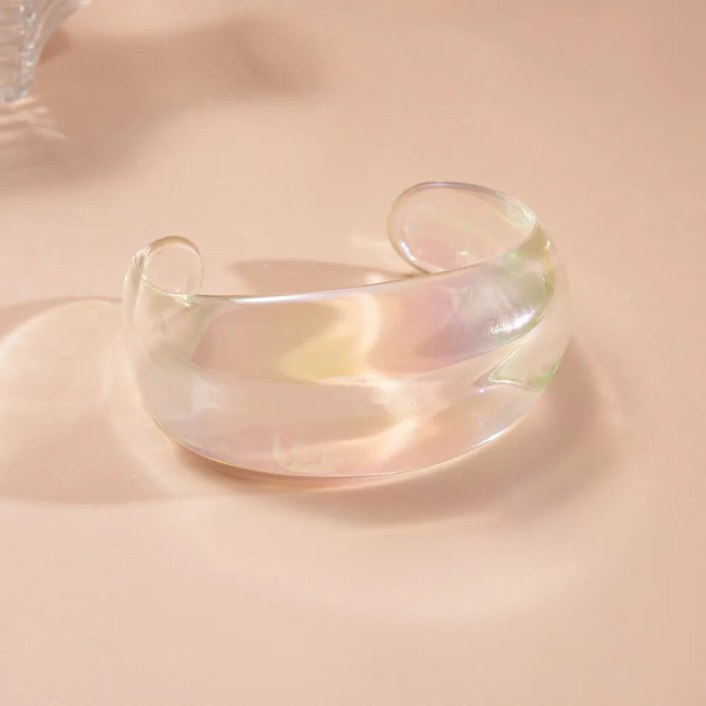 TRANSPARENT RESIN BRACELET