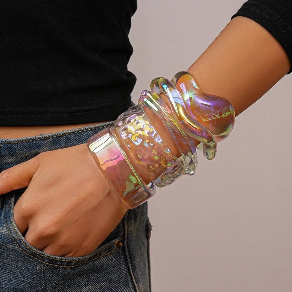 TRANSPARENT RESIN BRACELET